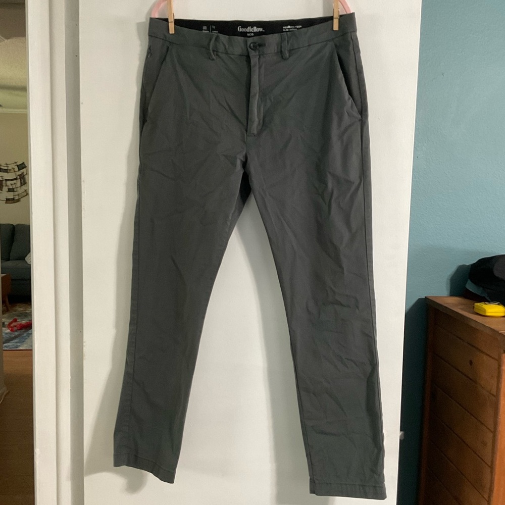 Men’s gray trouser